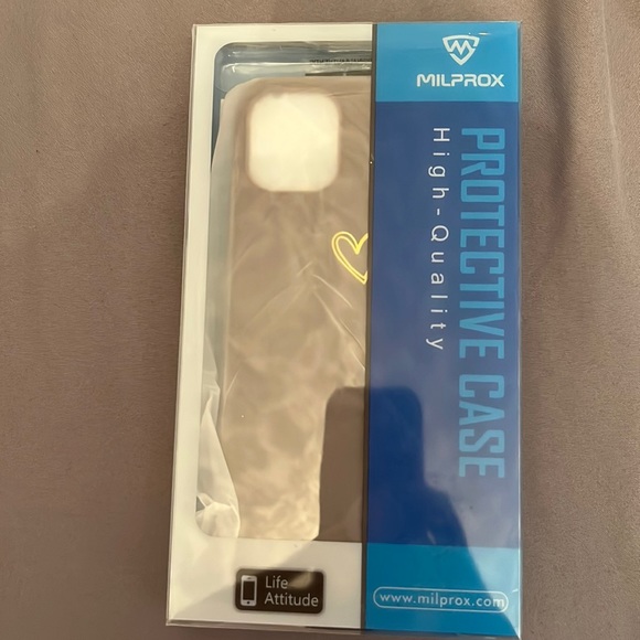 Milprox IPhone 11 Case and Screen Protector Kit - Picture 2 of 7